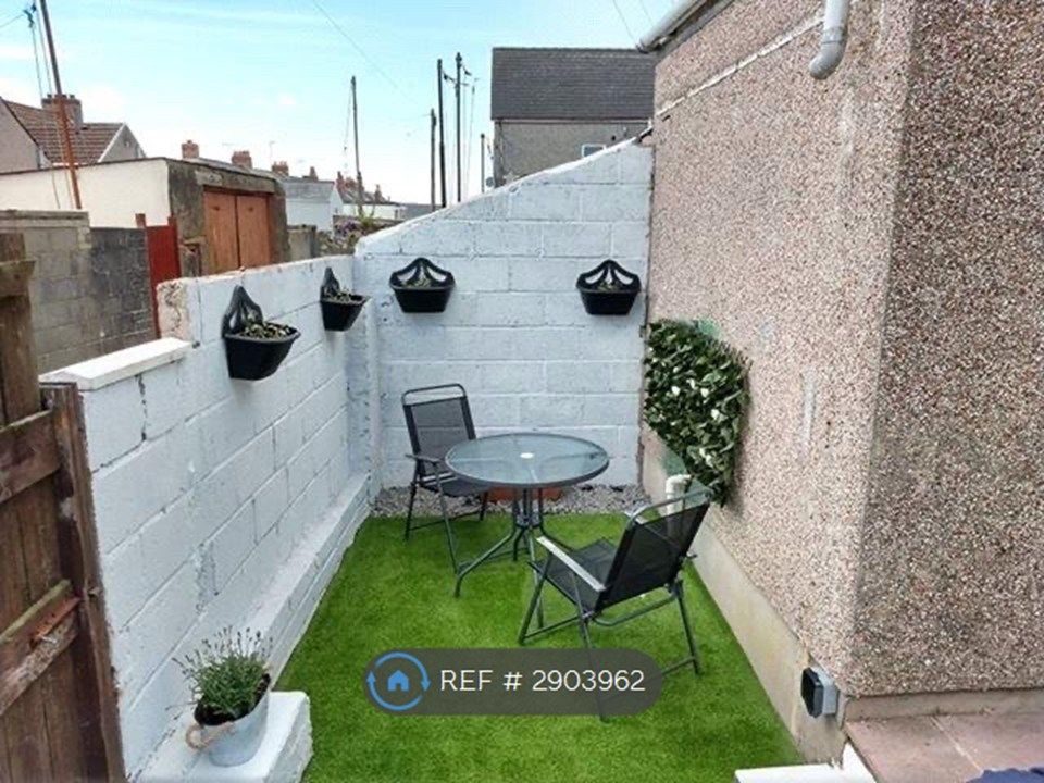 Property photo 3 of 8