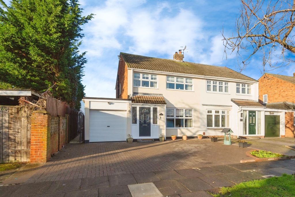 Property photo 1 of 17