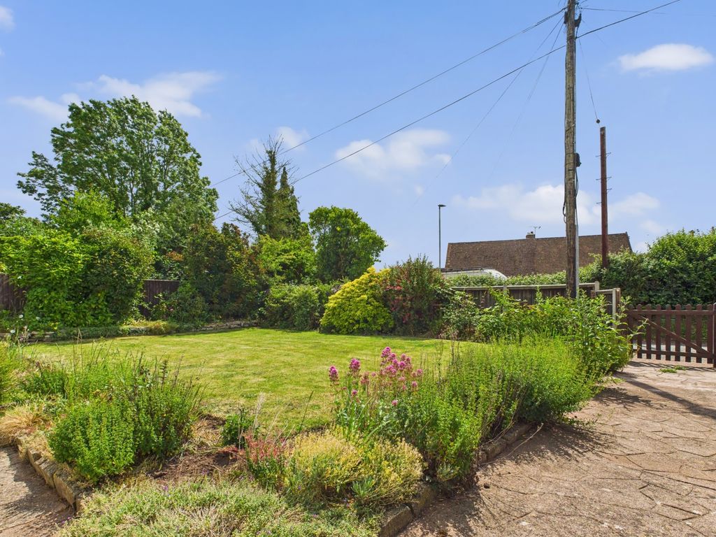 Property photo 3 of 16 Picture No. 05