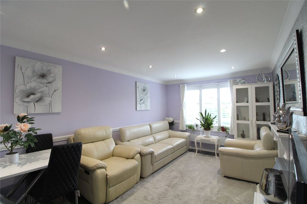 Property photo 2 of 11 Picture No. 10