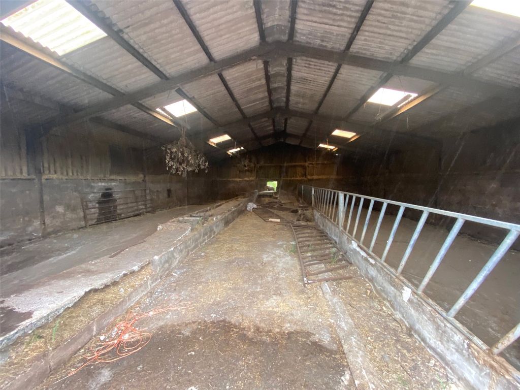 Property photo 2 of 22 Picture No. 01