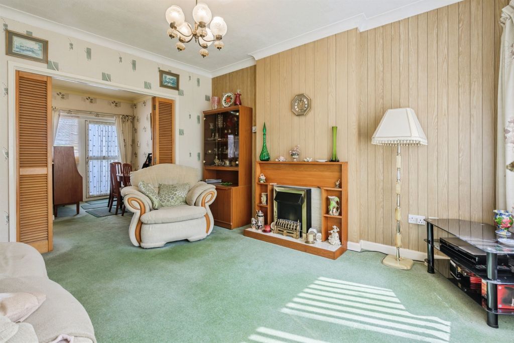 Property photo 3 of 20