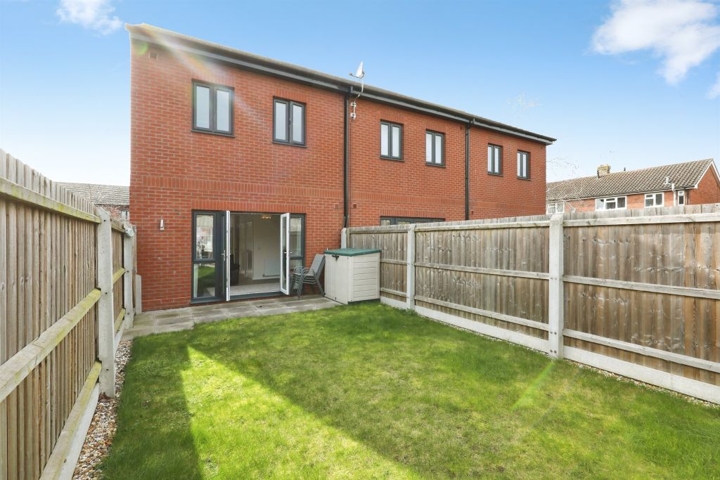 Property photo 3 of 16