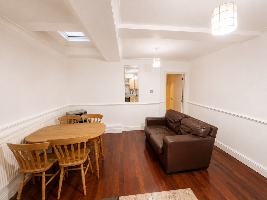 Property photo 1 of 4