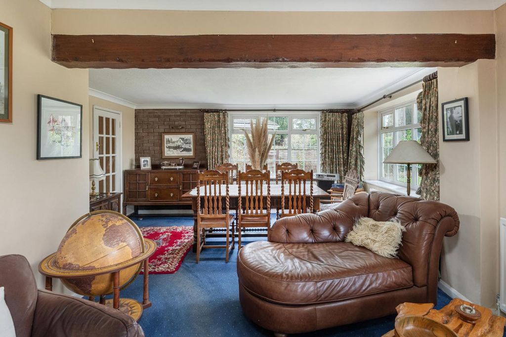 Property photo 3 of 25