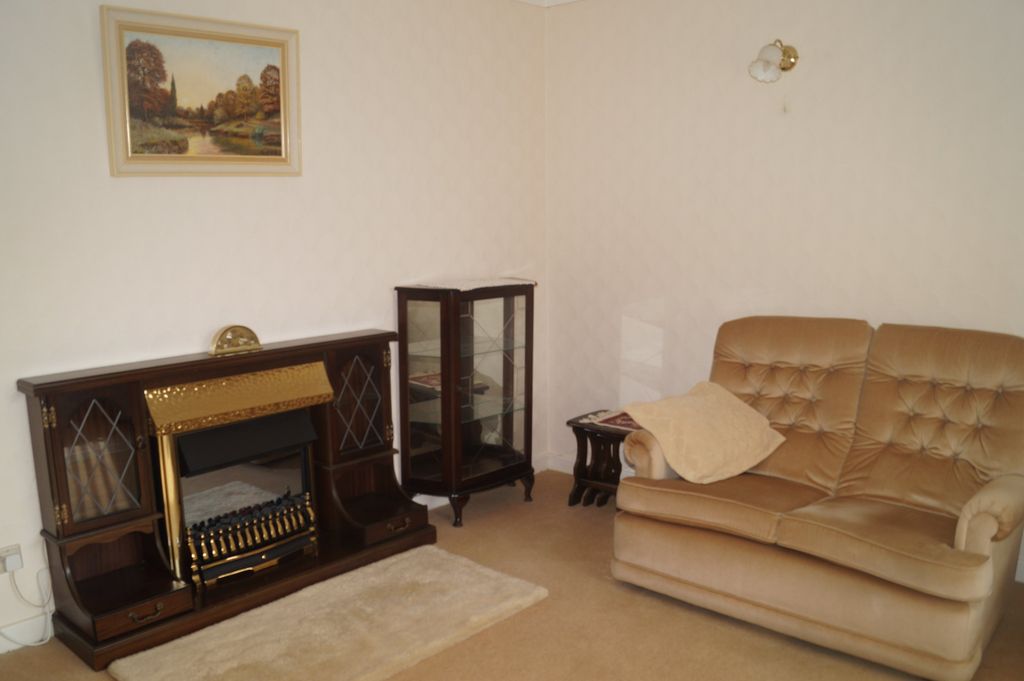 Property photo 3 of 19