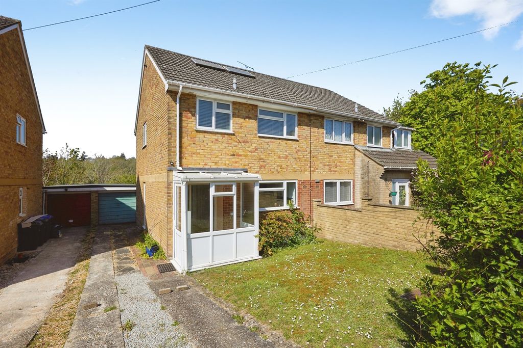 Property photo 1 of 13