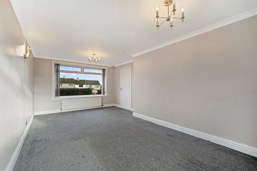 Property photo 2 of 21 Picture No. 04