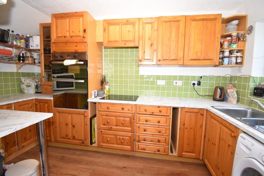 Property photo 3 of 12