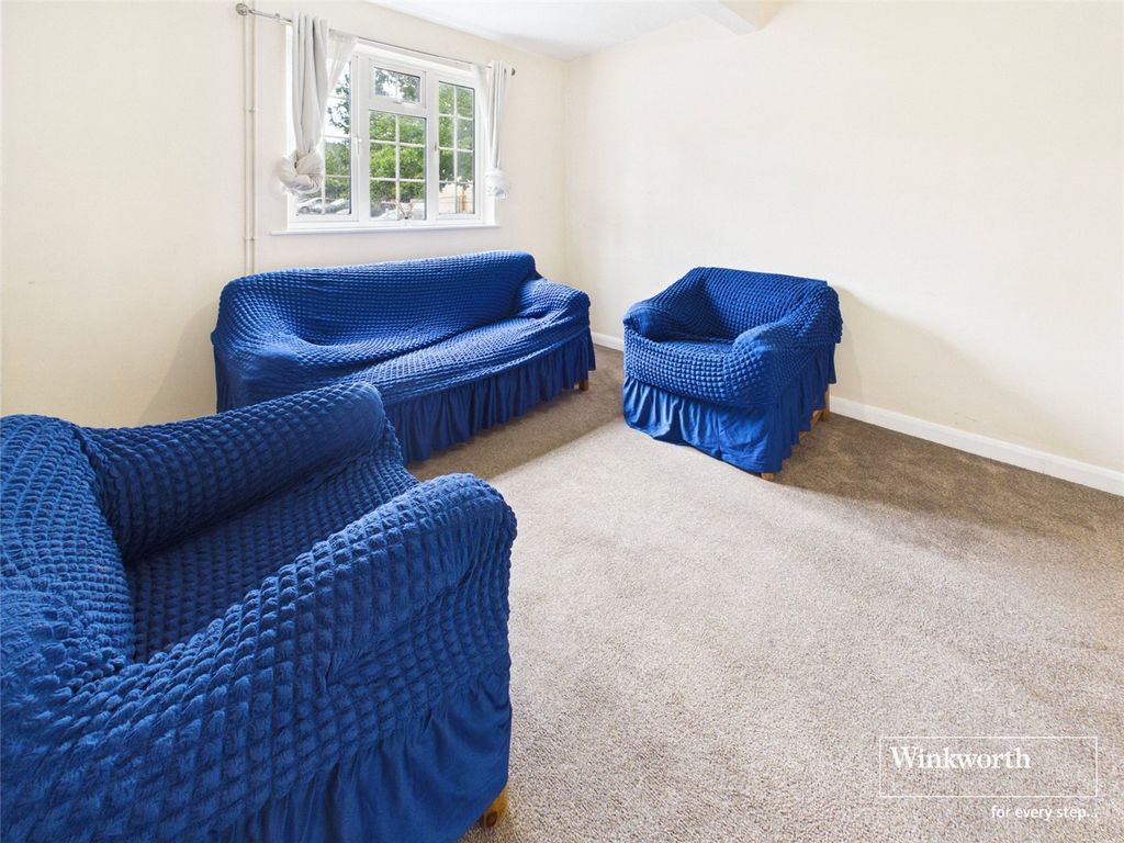 Property photo 2 of 17 Picture No. 03