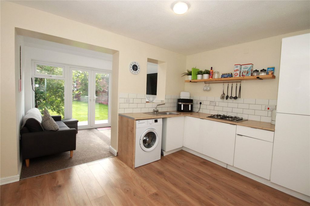 Property photo 3 of 14 Picture No. 02