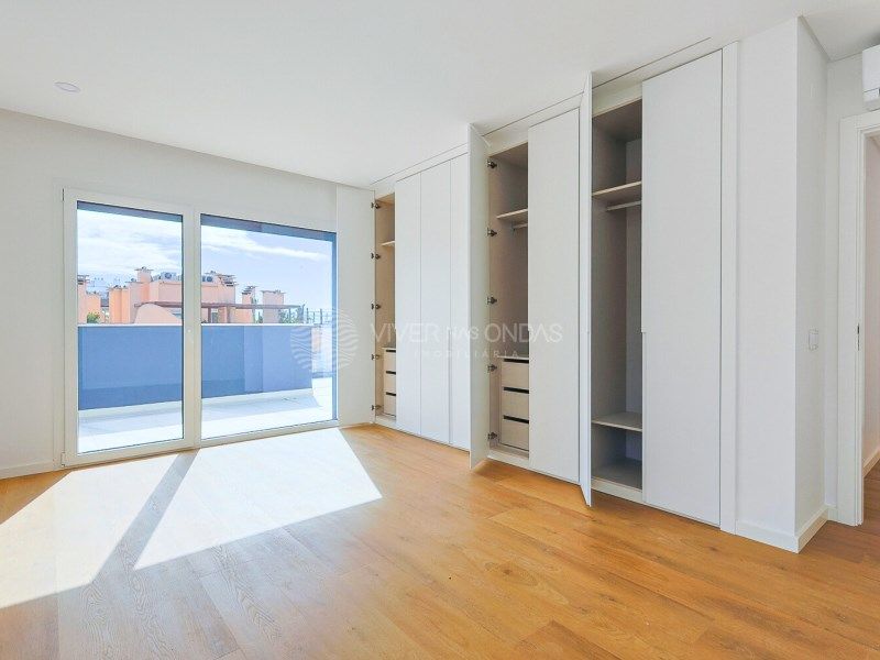 Property photo 1 of 39