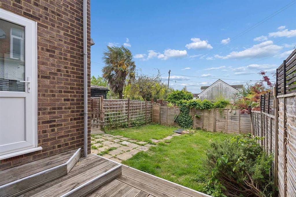 Property photo 3 of 16