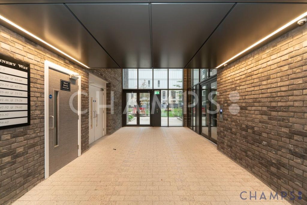 Property photo 3 of 12 Gallery