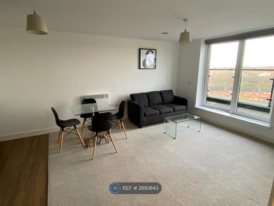 Property photo 2 of 6