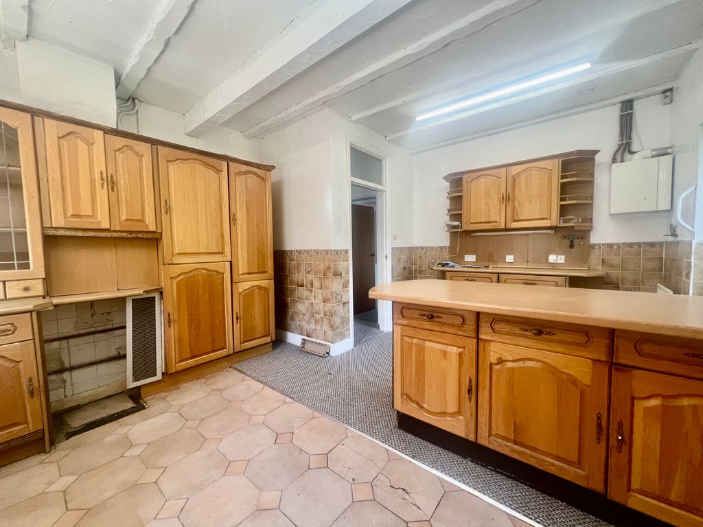 Property photo 3 of 8 Img_2992
