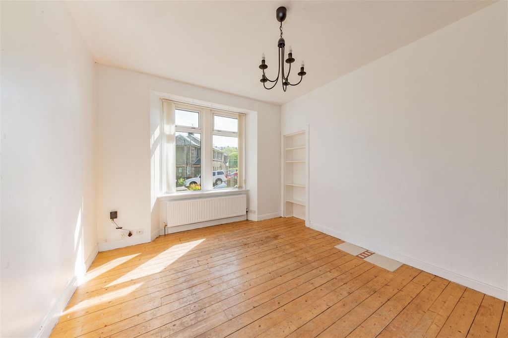 Property photo 3 of 10 Gl 39 Scott Street Dundee-4.Jpg