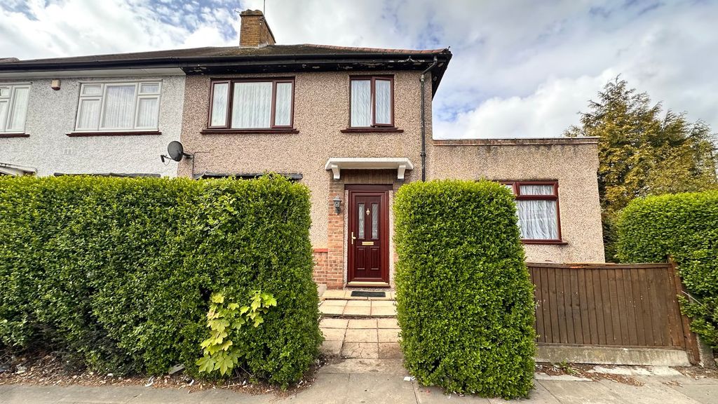 Property photo 1 of 13 Front