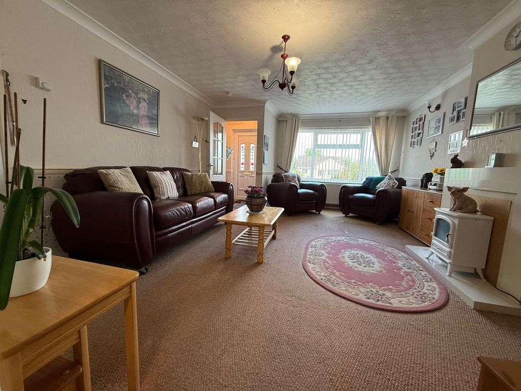 Property photo 2 of 13 Photograph