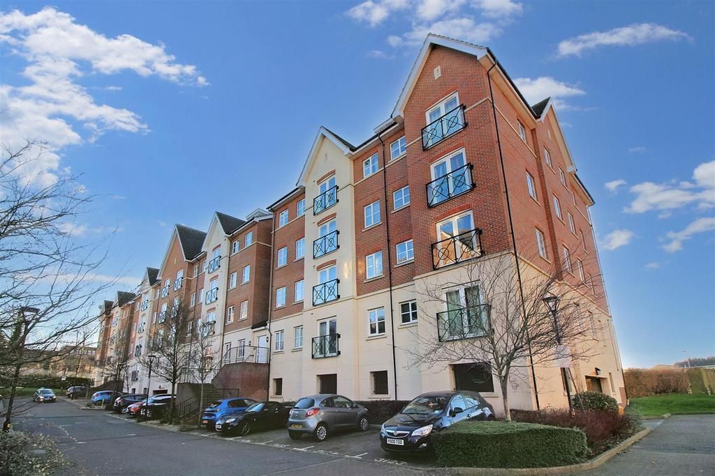 Property photo 1 of 11 Front