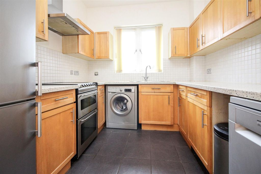 Property photo 2 of 11 Picture 2