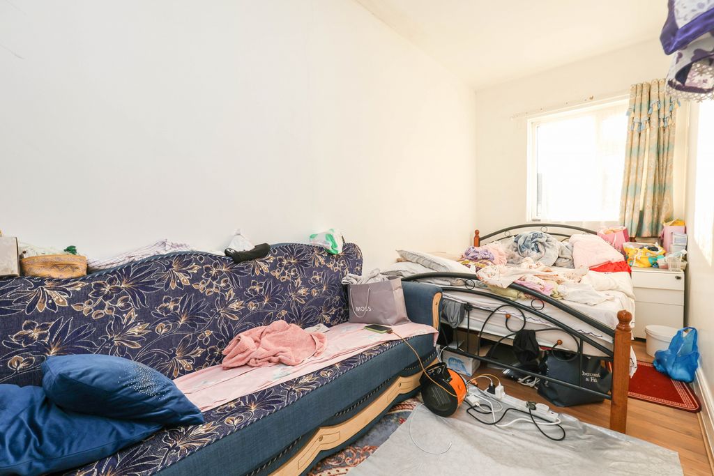 Property photo 2 of 25 Gallery