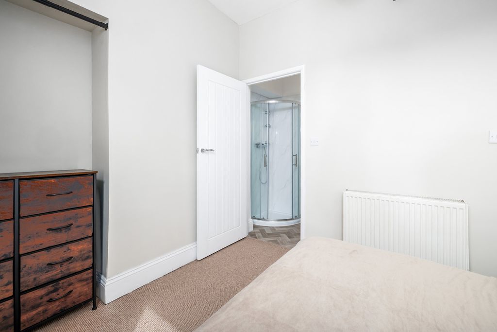 Property photo 2 of 3 0016