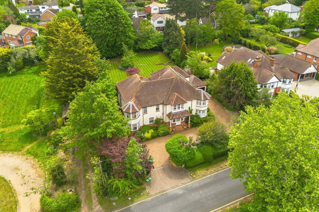 Additional image 68 of 6 bed detached house for saleGreenway, Hutton Mount, Brentwood CM13
