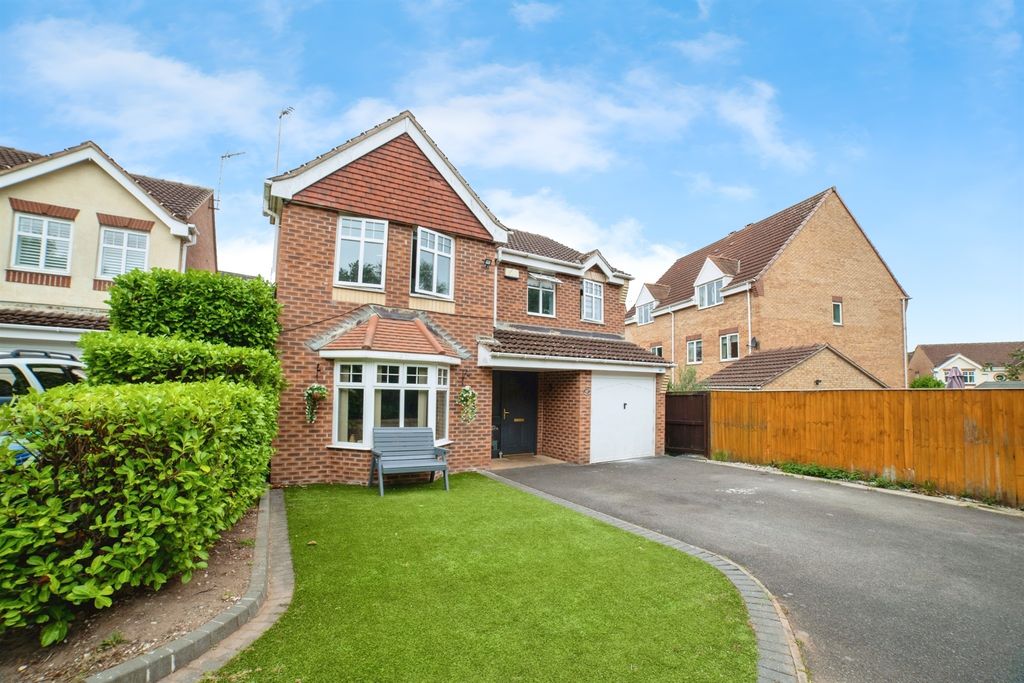 Property photo 1 of 18