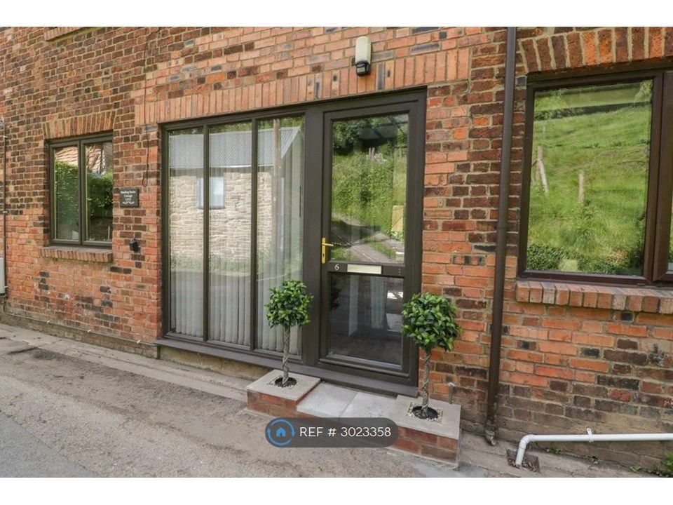 Property photo 3 of 27