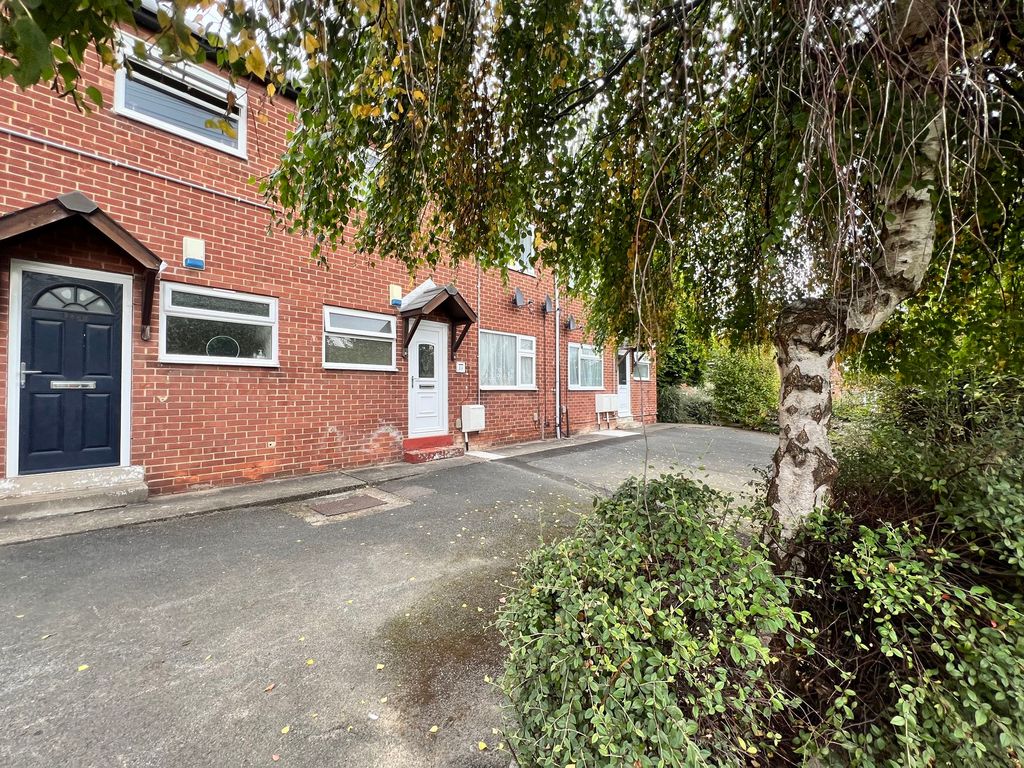 Property photo 2 of 2