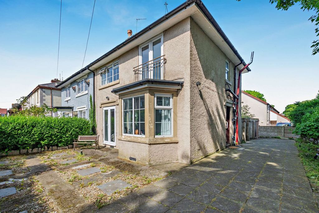 Property photo 1 of 27