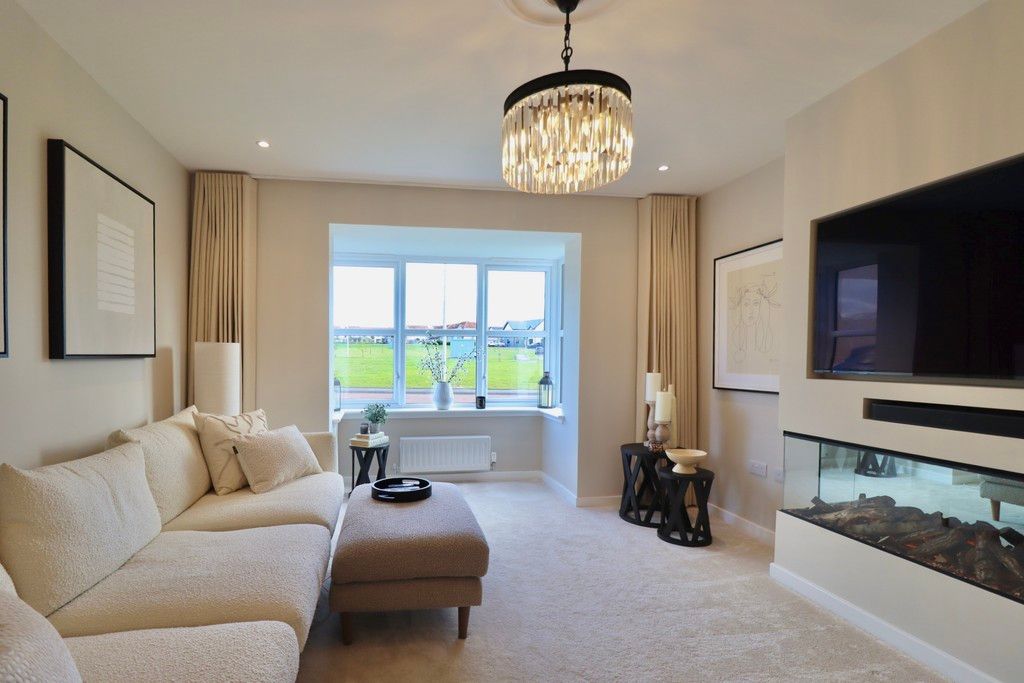 Additional image 4 of 4 bed detached house to rentEast Kip Walk, Murieston EH54