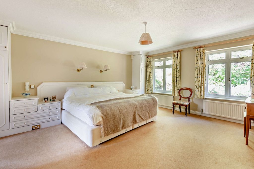 Additional image 17 of 4 bed bungalow for saleLatimer Way, Knotty Green, Beaconsfield, Buckinghamshire HP9