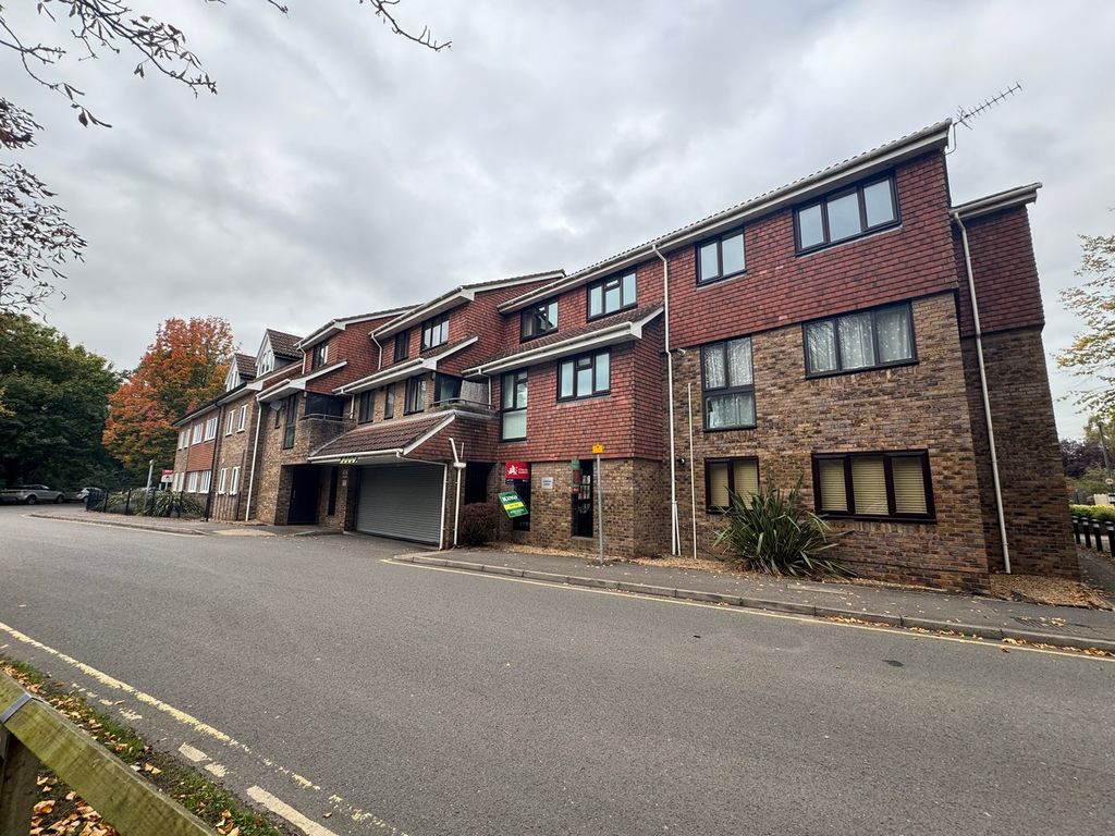 Property photo 1 of 7