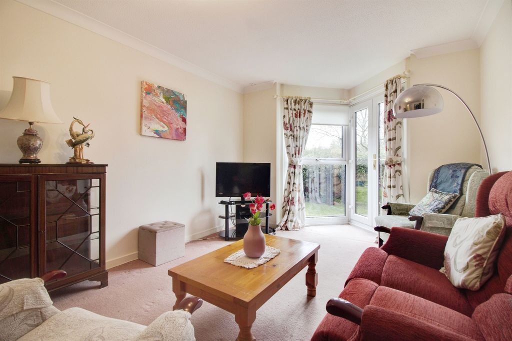 Property photo 2 of 16