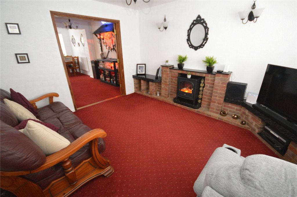 Property photo 2 of 14 Picture No. 02