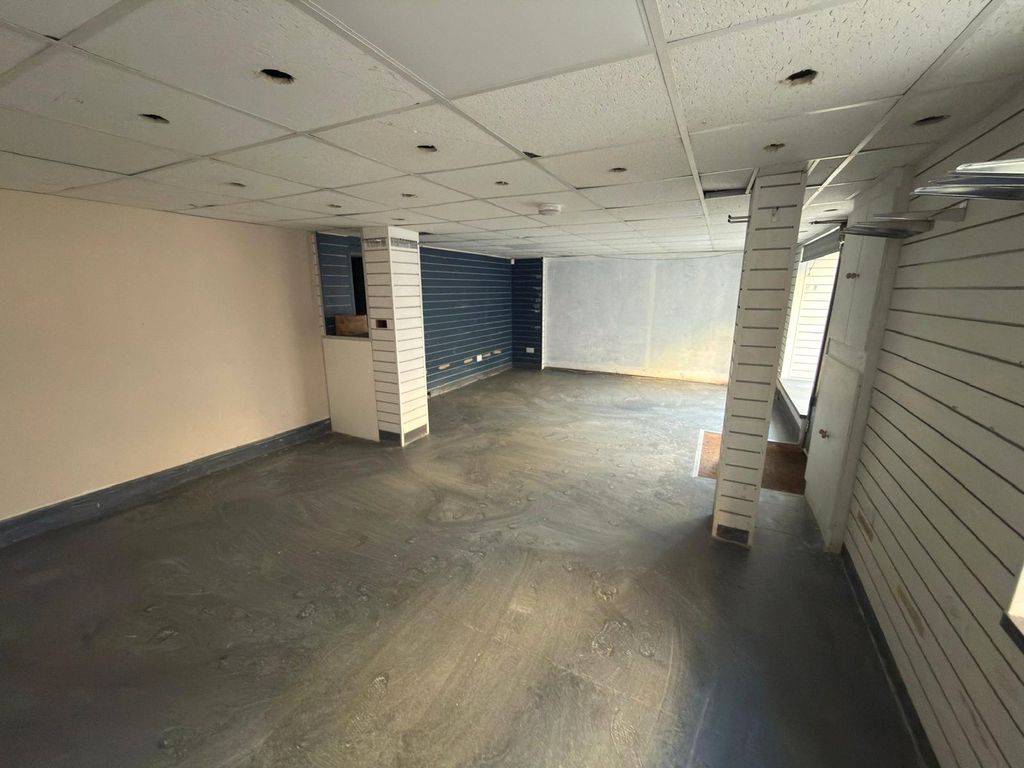 Property photo 3 of 7 Picture No. 04