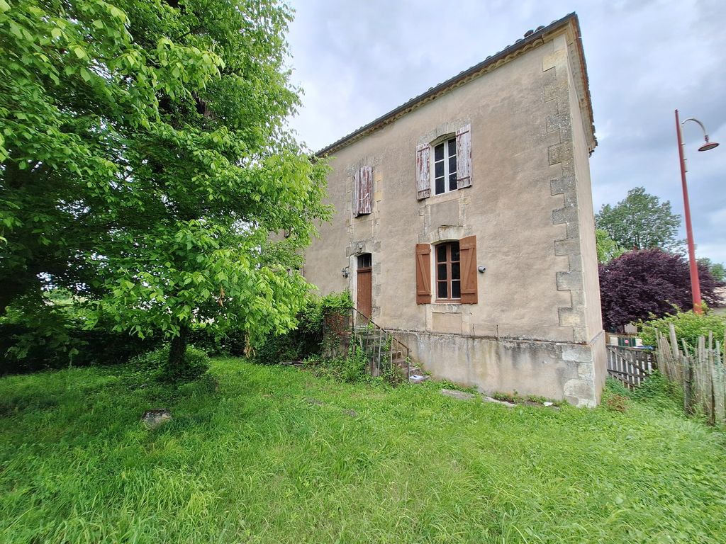 Property photo 2 of 6