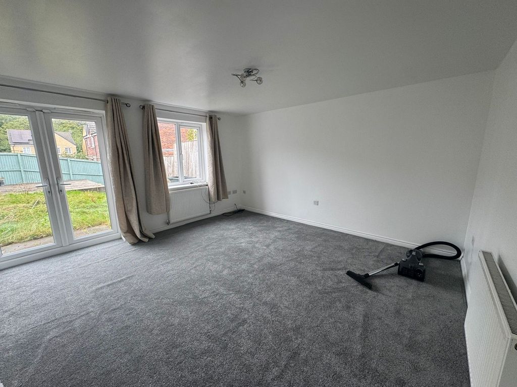 Property photo 2 of 10 Image