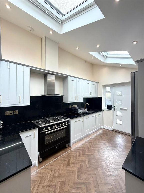Additional image 18 of 6 bed property for saleMoorside North, Newcastle Upon Tyne NE4