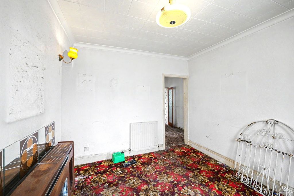 Property photo 3 of 13