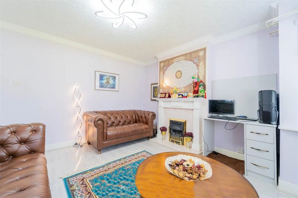 Property photo 3 of 9 Reception Room