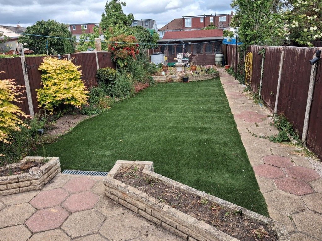 Property photo 2 of 12