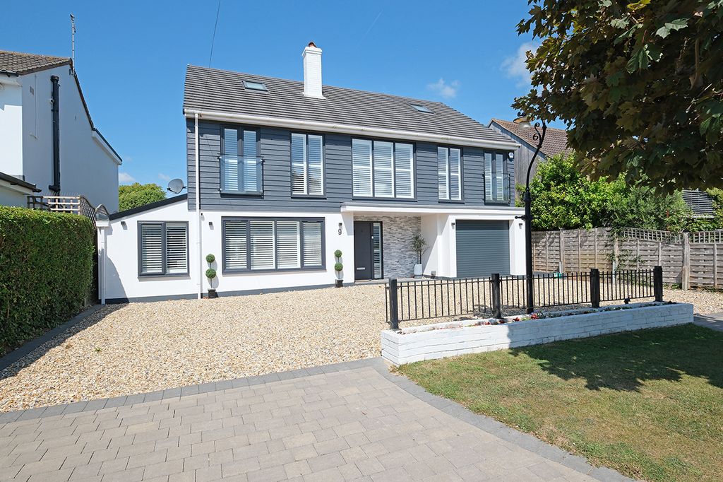 Property photo 1 of 19