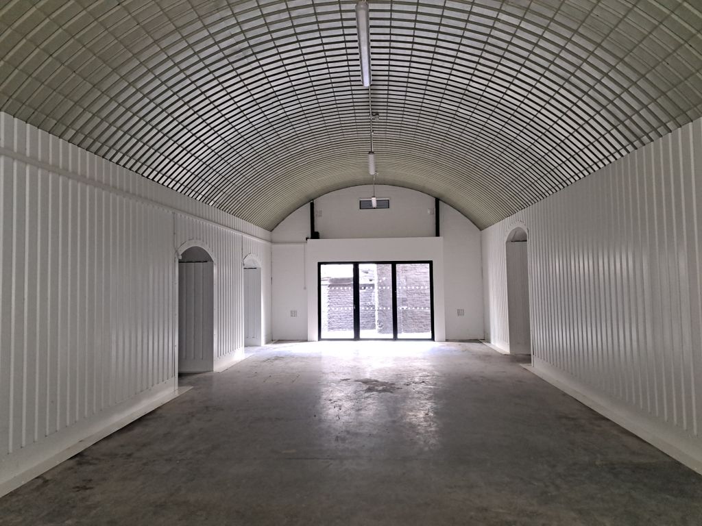 Property photo 1 of 5 Flexible Property Space