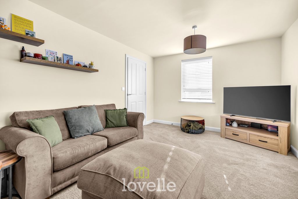 Property photo 2 of 25