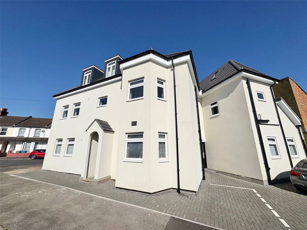 Property photo 1 of 7 Picture No. 12