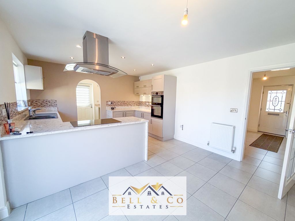 Property photo 3 of 32 Blackstone10