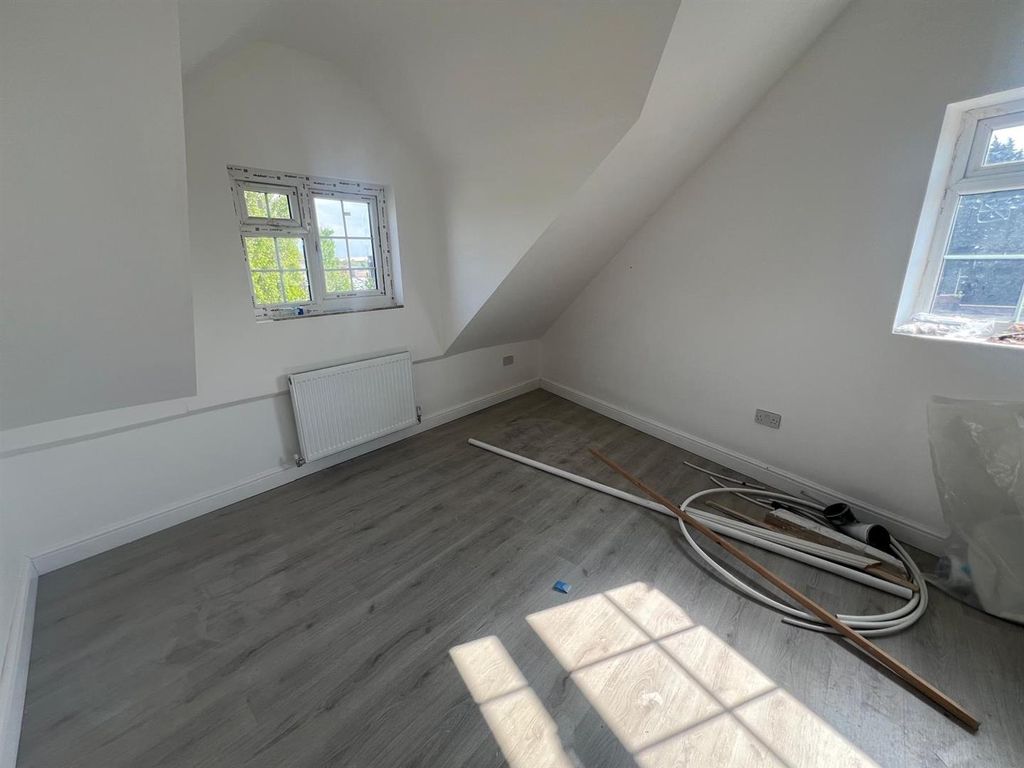 Property photo 1 of 20 Photo 27-04-2026, 4 13 24 Pm (1).Jpg